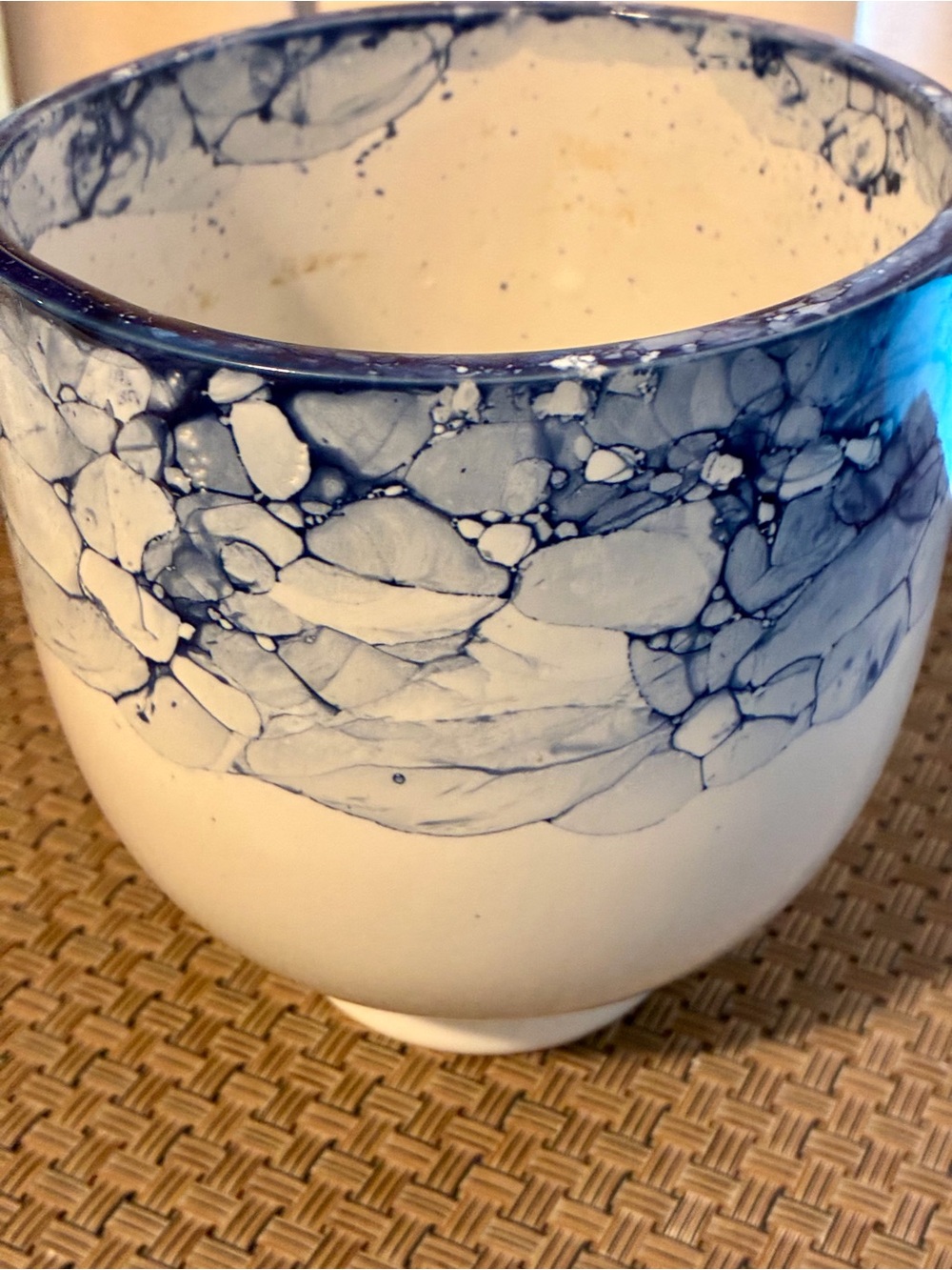 Ceramic Marble-Effect White and blue Decorative ceramic Planter